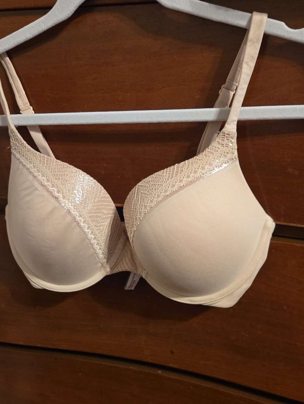 Victoria's Secret Lace-Trim T-Shirt Bra - Cream